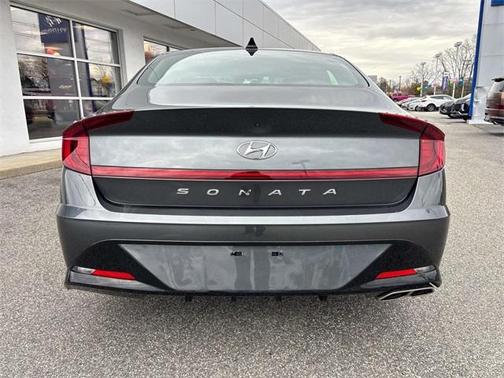 2022 Hyundai SONATA SEL
