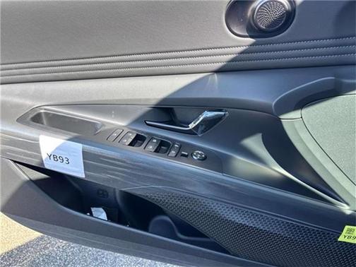 2025 Hyundai ELANTRA HEV SEL Sport