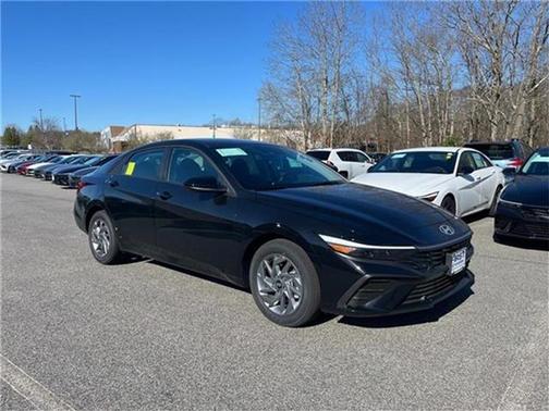 2025 Hyundai ELANTRA HEV Blue