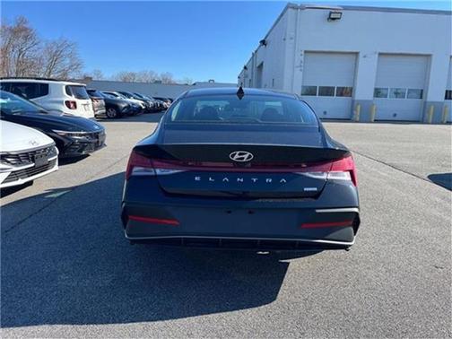 2025 Hyundai ELANTRA HEV Blue
