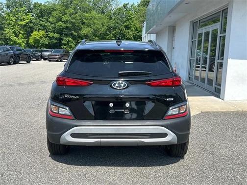 2022 Hyundai KONA SEL