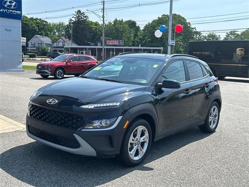 2022 Hyundai KONA SEL