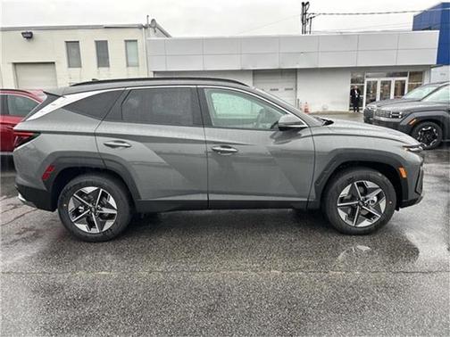 2026 Hyundai TUCSON SEL Premium