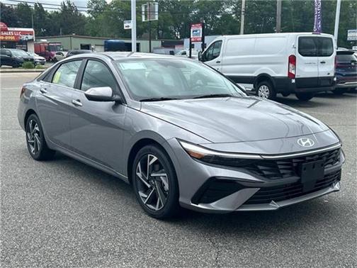 2025 Hyundai ELANTRA SEL Convenience