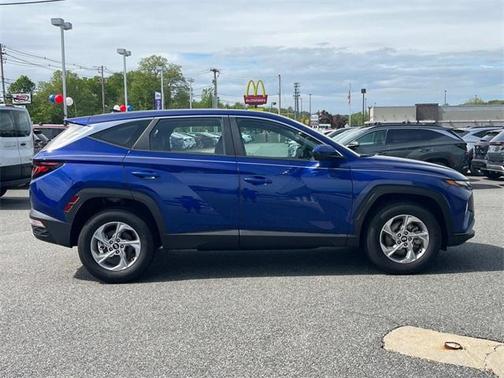 2024 Hyundai TUCSON SE