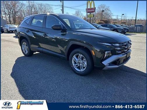 2026 Hyundai TUCSON SE