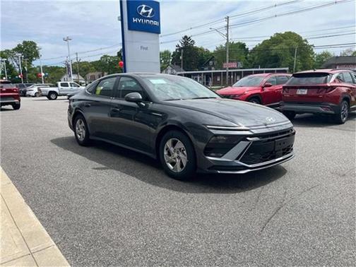 2025 Hyundai SONATA SE
