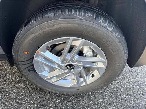 Hampton Gray 2026 Hyundai TUCSON SE