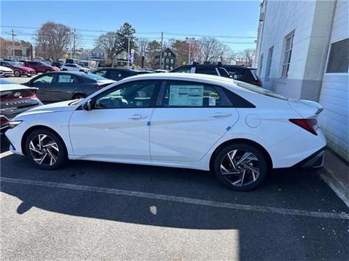 2025 Hyundai ELANTRA HEV SEL Sport