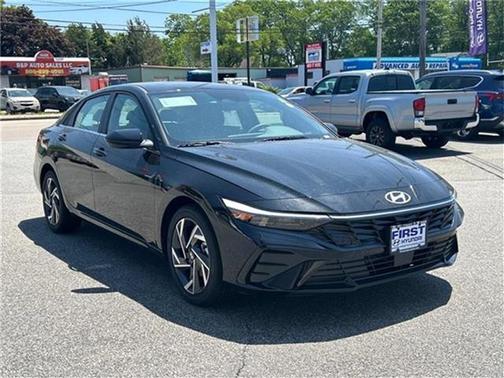 2025 Hyundai ELANTRA SEL Convenience