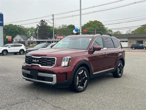 2023 Kia Telluride S