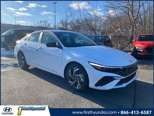 2025 Hyundai ELANTRA SEL Sport