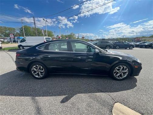 2022 Hyundai SONATA SEL