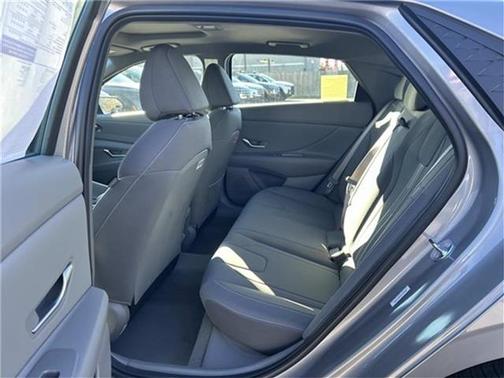 2026 Hyundai ELANTRA SEL