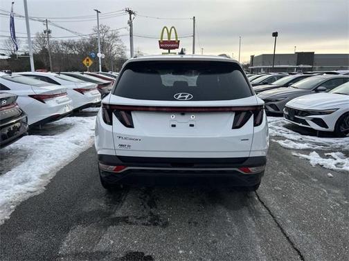 2023 Hyundai TUCSON SEL
