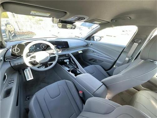 2026 Hyundai ELANTRA HEV SEL Sport