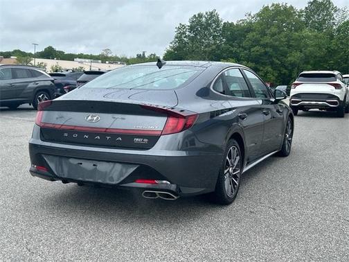 2022 Hyundai SONATA Limited