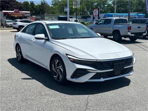 2025 Hyundai ELANTRA SEL Convenience