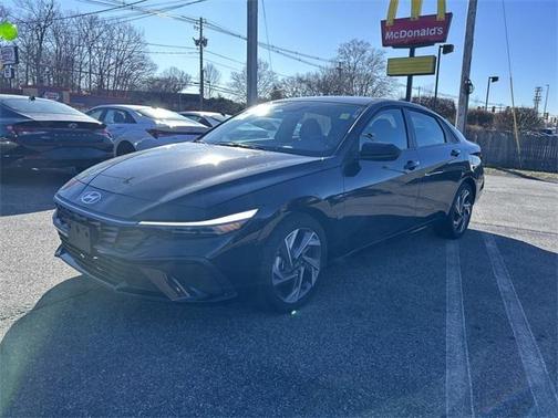 2025 Hyundai ELANTRA SEL Sport