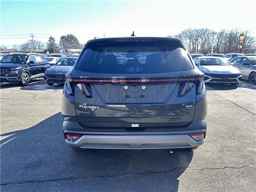 2026 Hyundai TUCSON SEL Premium