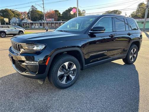 2022 Jeep Grand Cherokee 4xe Base