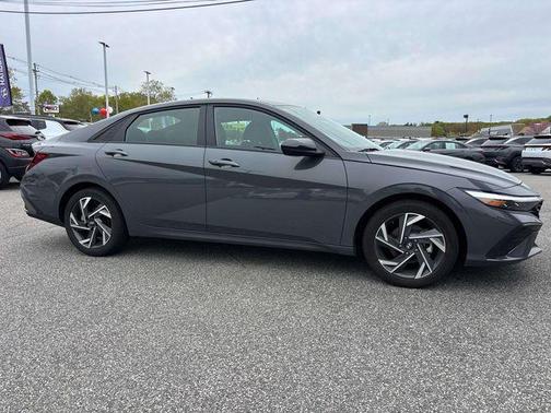 Gray 2025 Hyundai ELANTRA SEL Sport