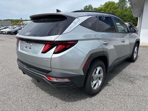 Shimmering Silver 2024 Hyundai TUCSON SEL