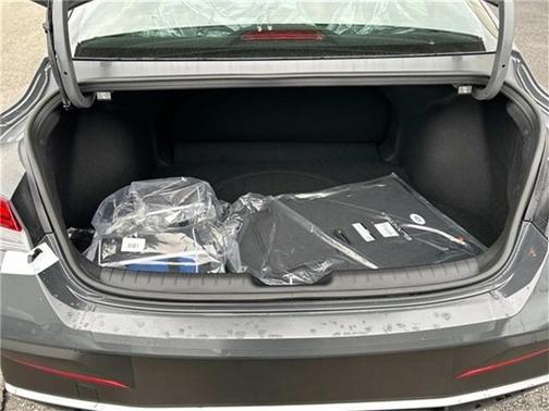 2025 Hyundai ELANTRA HEV SEL Sport