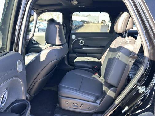 Abyss Black Pearl 2026 Hyundai Palisade Hybrid Calligraphy