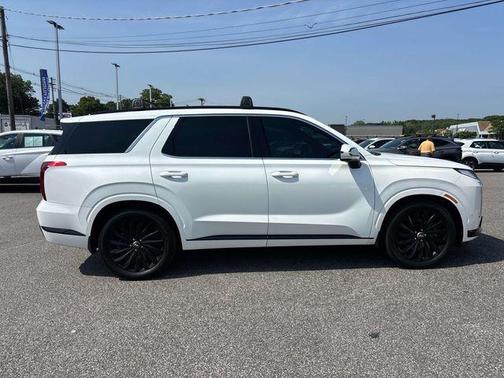 Hyper White 2024 Hyundai PALISADE Calligraphy Night Edition