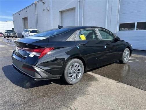 2026 Hyundai ELANTRA HEV Blue