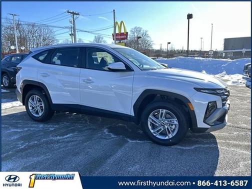 2026 Hyundai TUCSON SE