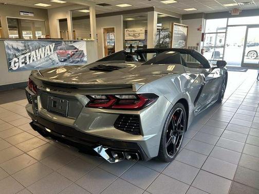 Gray Metallic 2023 Chevrolet Corvette Stingray w/2LT