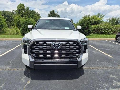 2024 Toyota Tundra Hybrid Platinum