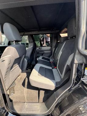 Shadow Black 2023 Ford Bronco Base