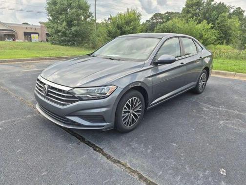 Platinum Gray Metallic 2021 Volkswagen Jetta 1.4T SE