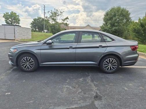 Platinum Gray Metallic 2021 Volkswagen Jetta 1.4T SE