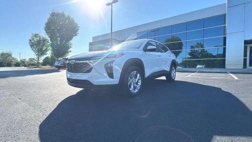 White 2024 Chevrolet Trax LS
