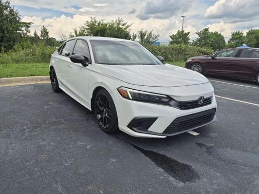 White 2024 Honda Civic Sport