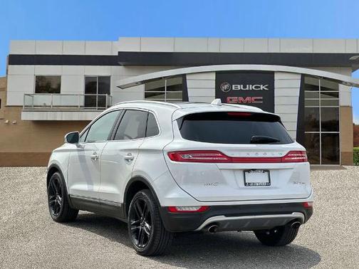 WHITE PLATINUM MET TRI-COAT 2017 Lincoln MKC Reserve