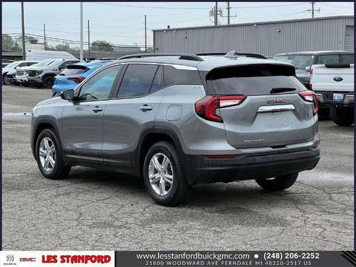2023 GMC Terrain SLE