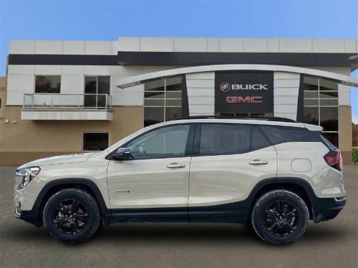 2022 GMC Terrain AWD AT4