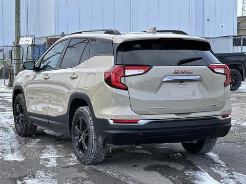 2022 GMC Terrain AWD AT4