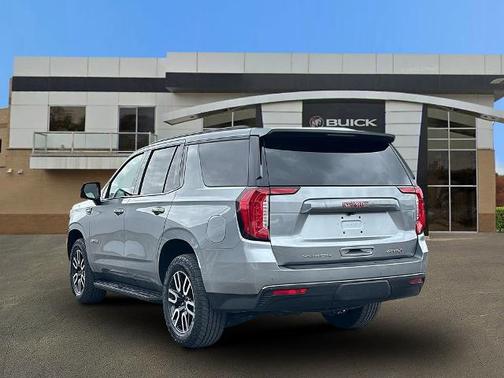 2023 GMC Yukon 4WD AT4