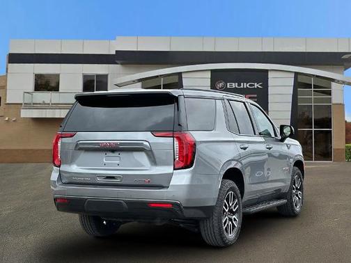 2023 GMC Yukon 4WD AT4