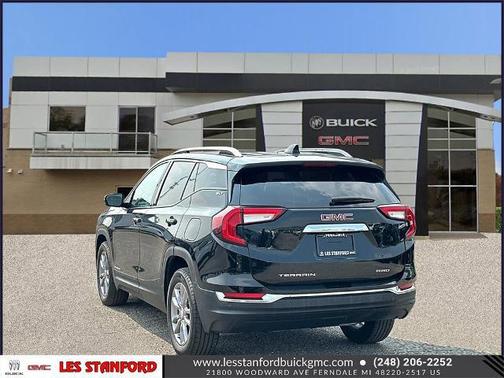 2022 GMC Terrain SLT