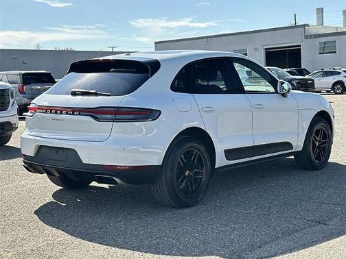 2021 Porsche Macan 