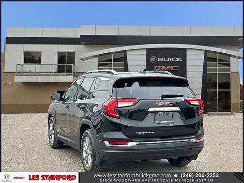 2022 GMC Terrain SLT