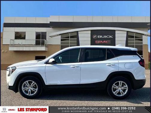 Summit White 2024 GMC Terrain SLE
