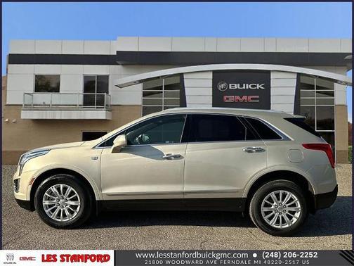 2017 Cadillac XT5 Base